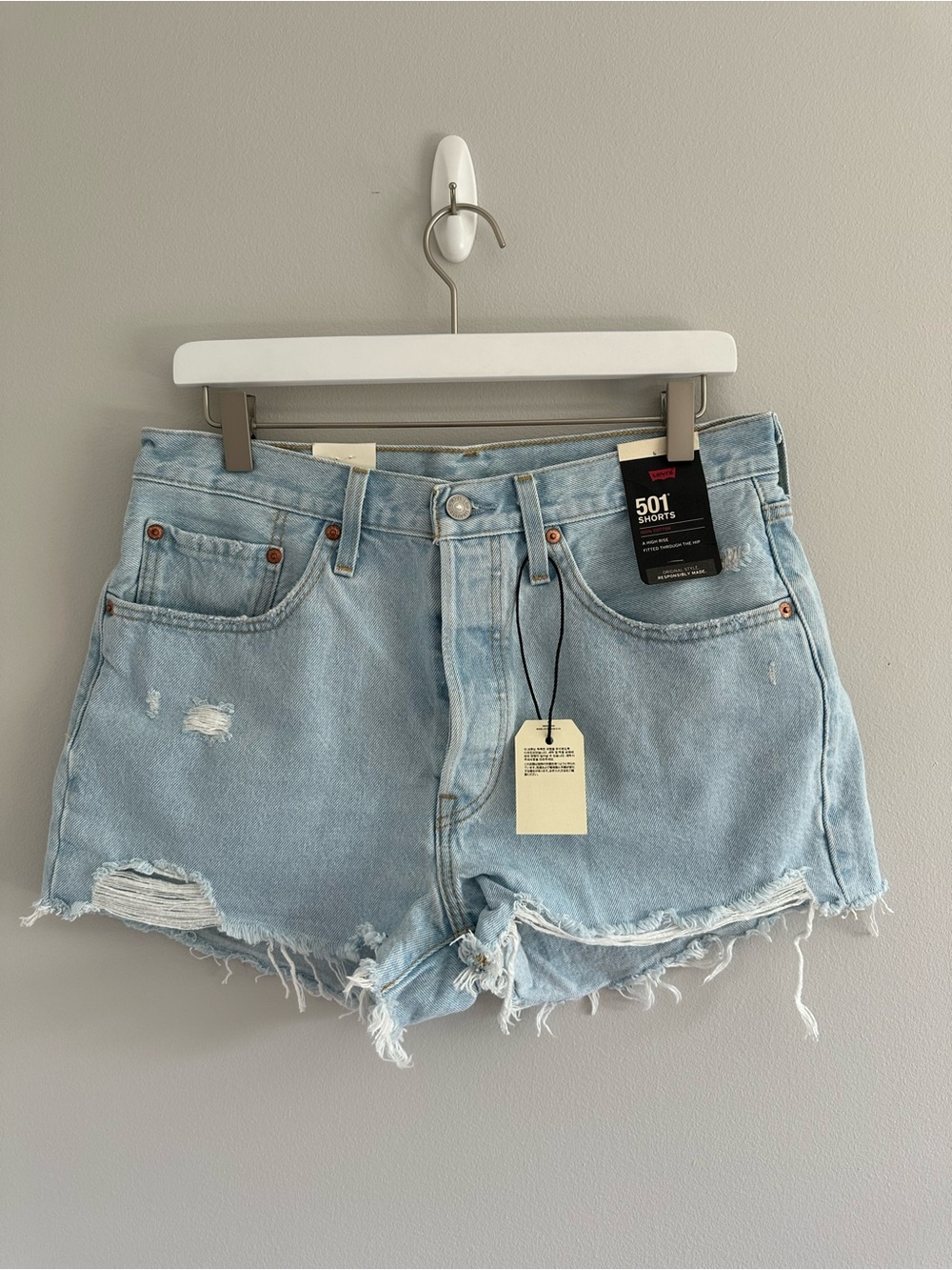 Levi's 501 Light Denim High Rise Shorts Size 30 NWT